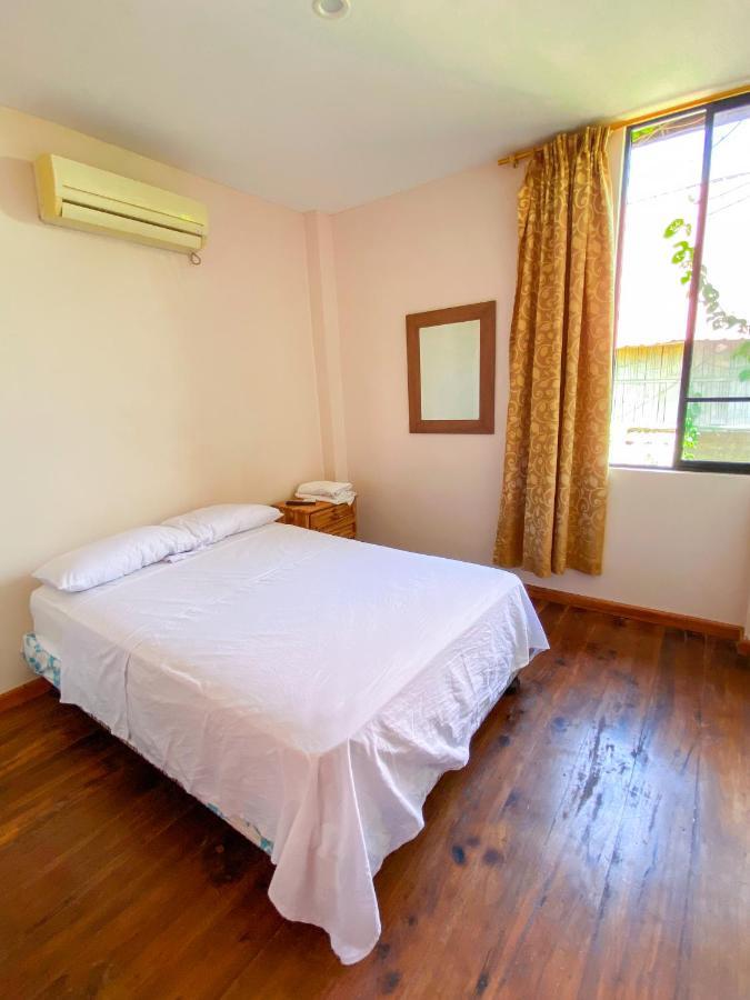 Hostal Tortuga Dorada Puerto López المظهر الخارجي الصورة
