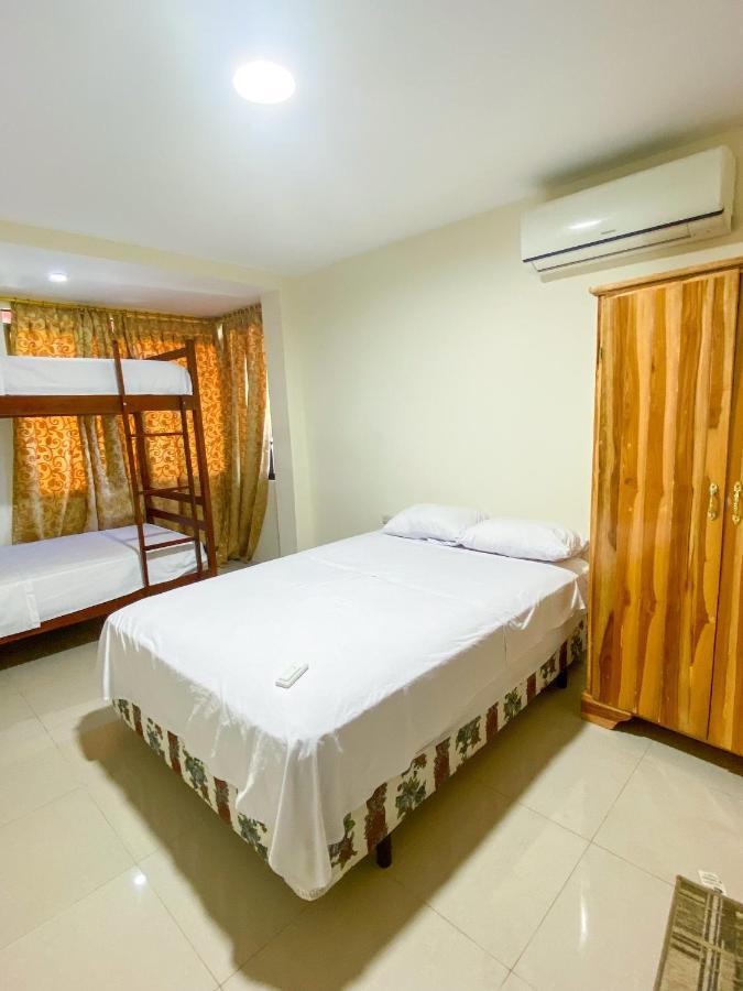Hostal Tortuga Dorada Puerto López المظهر الخارجي الصورة